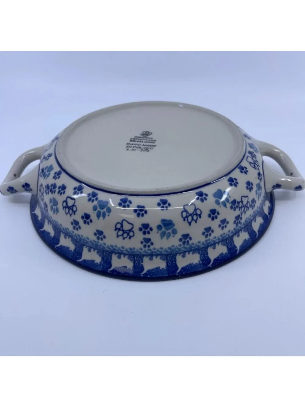 handmade polish pottery baker with 2 handles boo boo kitty paws pattern